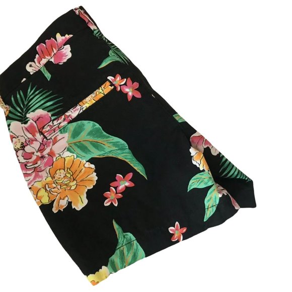 Old Navy Flowered Chino Print Shorts Size 0 - Picture 9 of 9